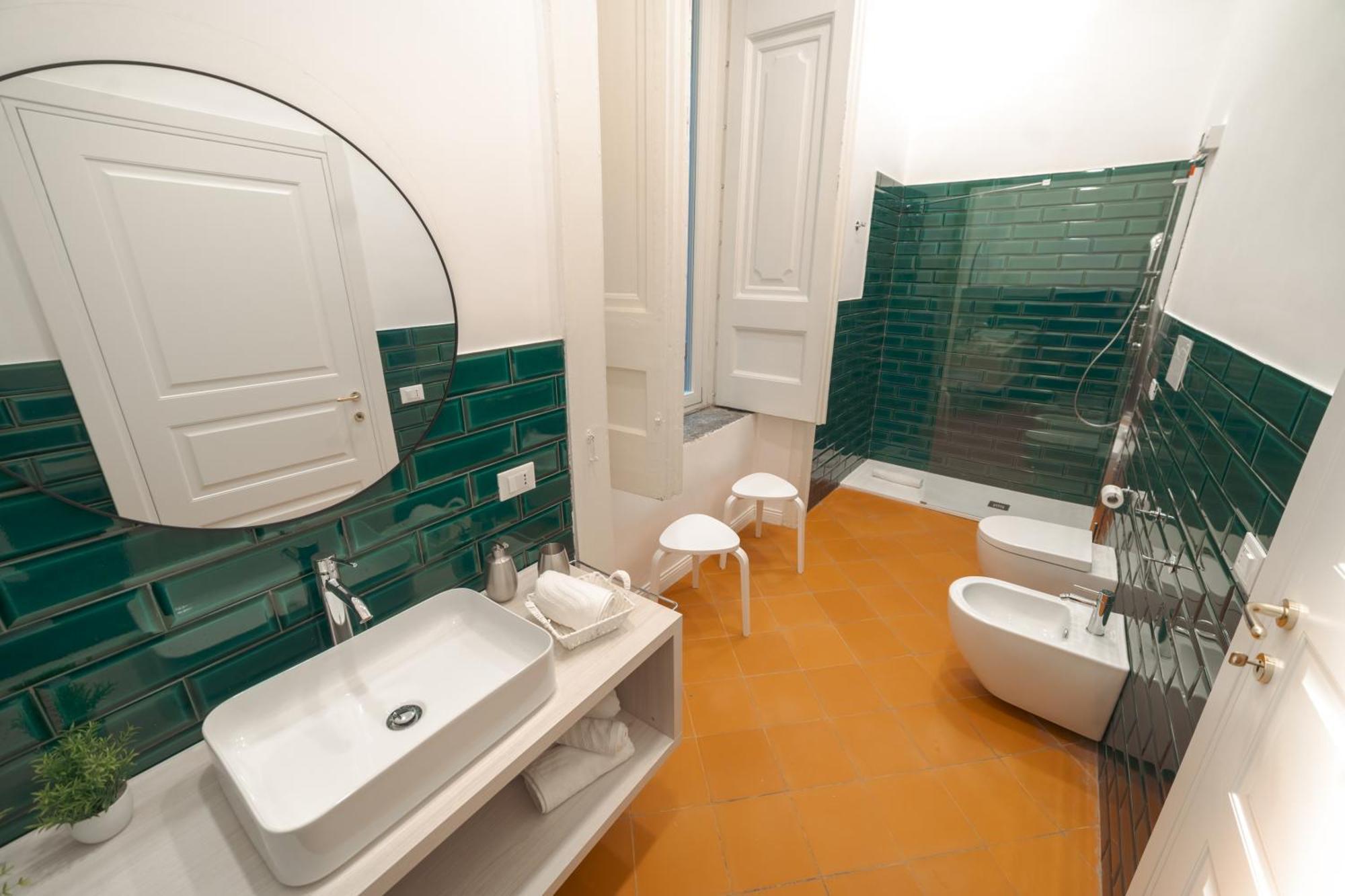 Palazzo Castriota Scanderbeg Naples Extérieur photo